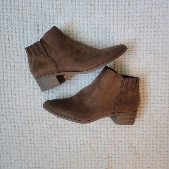 Brown Booties - Picture 5 of 8